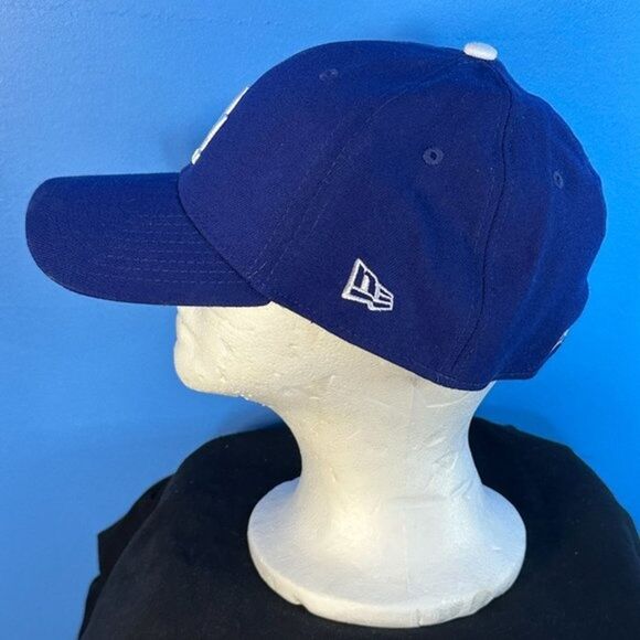 New Era Los Angeles Dodgers Blue Logo Cap Fitted Size M/L MLB - Picture 2 of 6